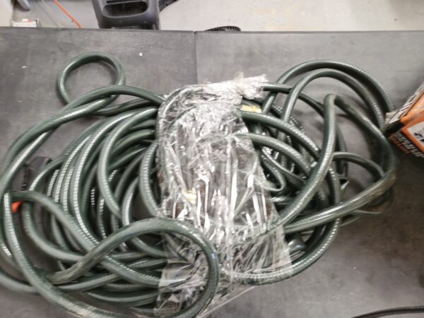 Ace+ Garden Hose 5/8″ X75′ HP - Image 3
